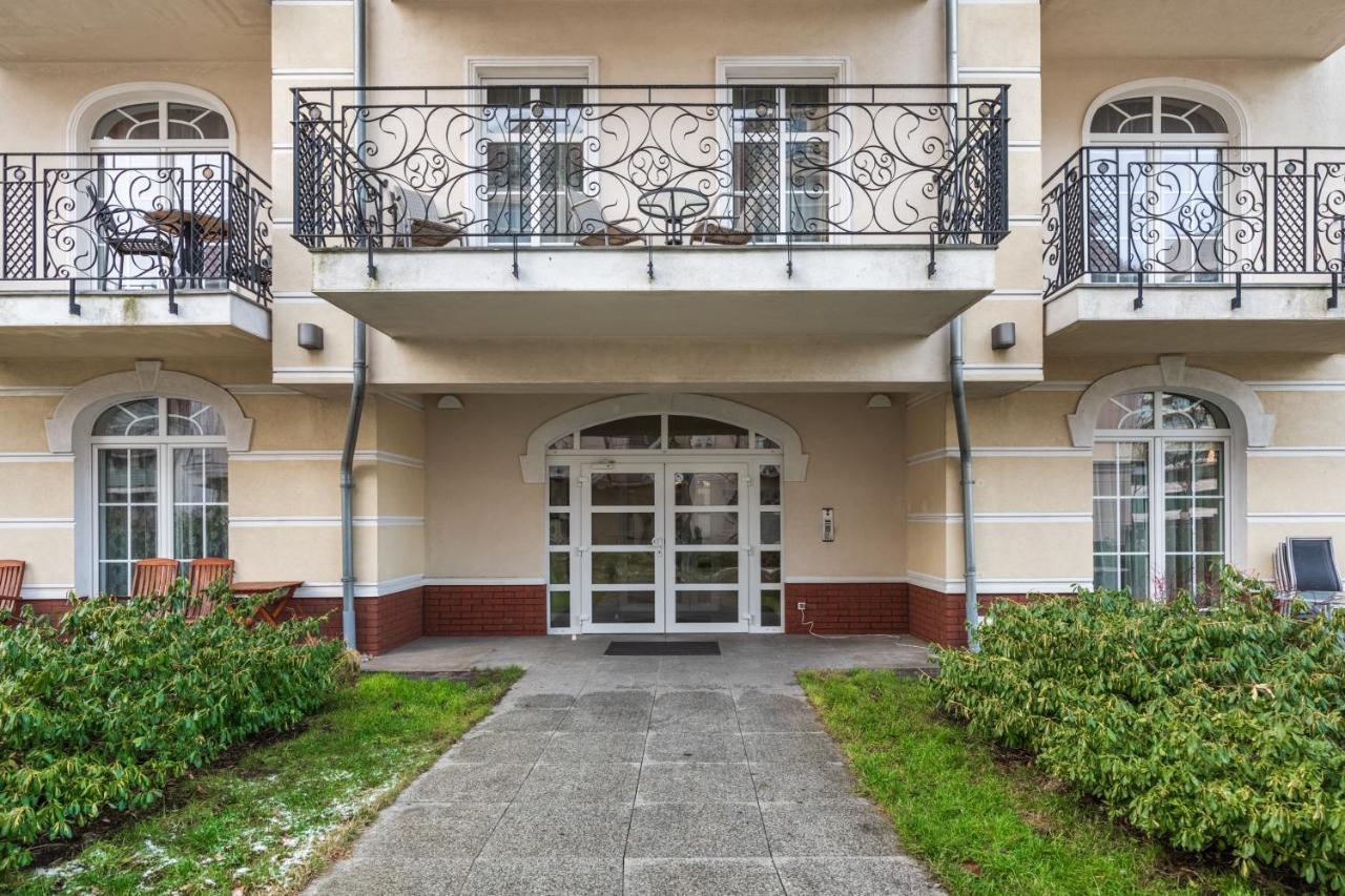 Apartamenty Trzy Korony By Noclegi Renters Świnoujście  Eksteriør billede