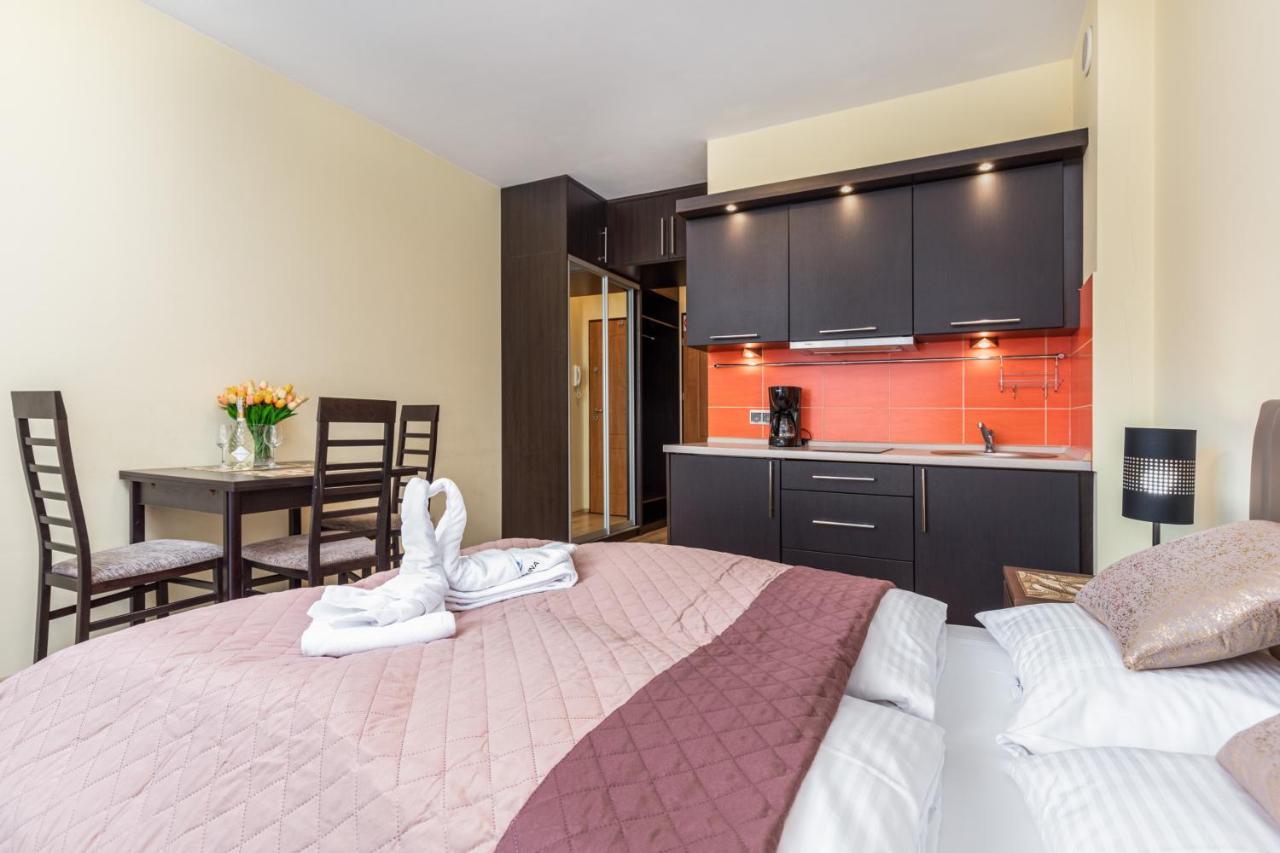 Apartamenty Trzy Korony By Noclegi Renters Świnoujście  Eksteriør billede