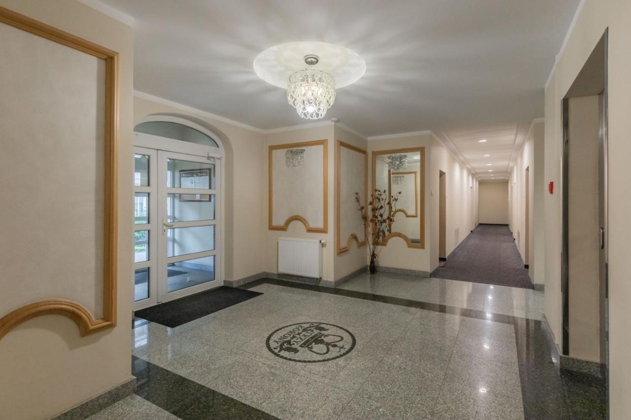 Apartamenty Trzy Korony By Noclegi Renters Świnoujście  Eksteriør billede