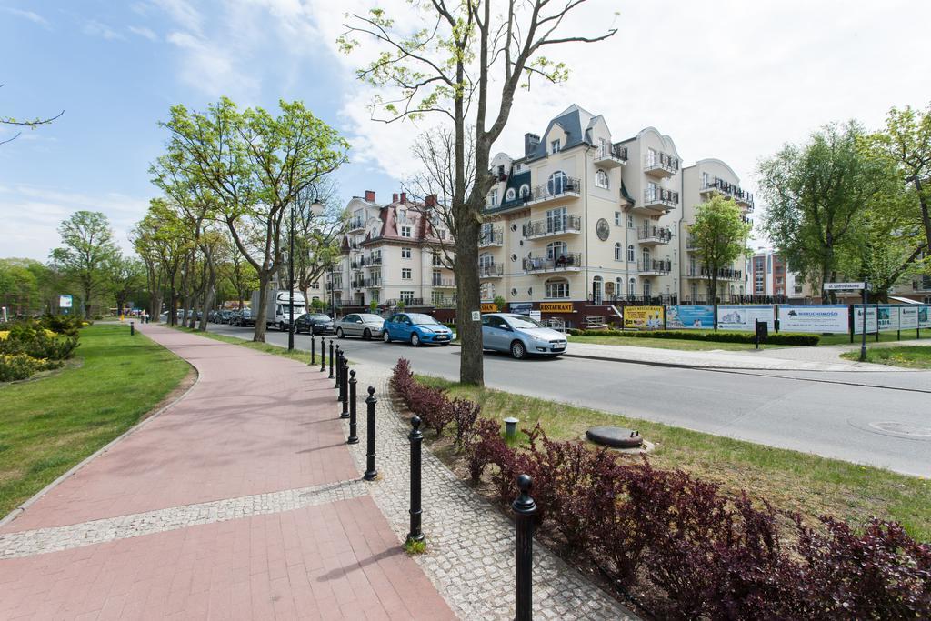 Apartamenty Trzy Korony By Noclegi Renters Świnoujście  Eksteriør billede