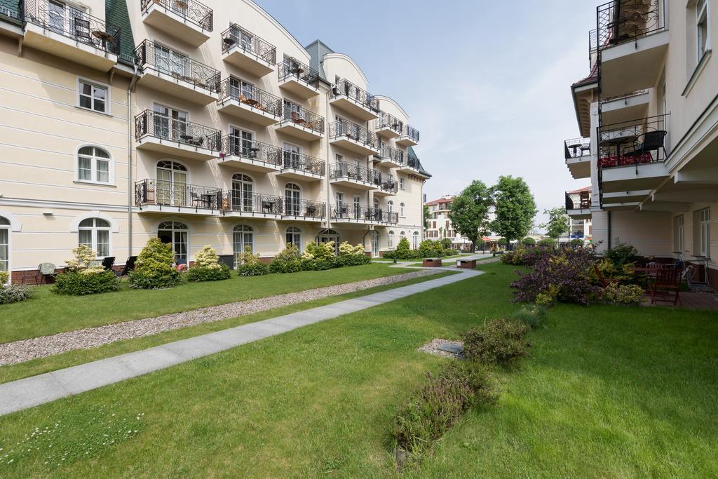 Apartamenty Trzy Korony By Noclegi Renters Świnoujście  Eksteriør billede